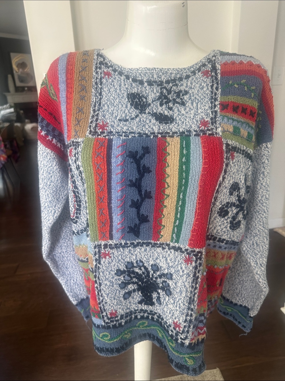 Northern Isles Patchwork Floral Sweater L